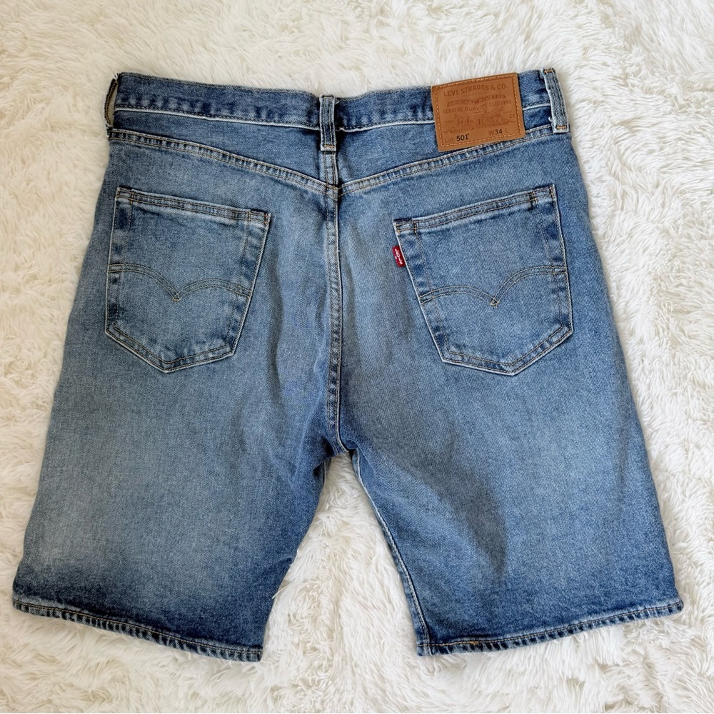 Levi’s 501 Men’s Denim Shorts - Picture 2 of 5